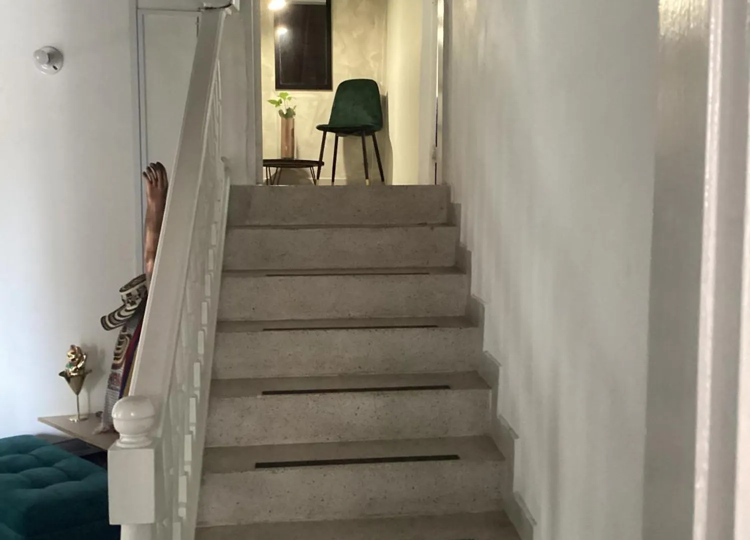 Guest house Accommodation Housetel Cocoon Medellin Colombia
